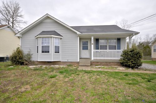 409 Donna Dr, Clarksville, TN, 37042-7116 | Card Image