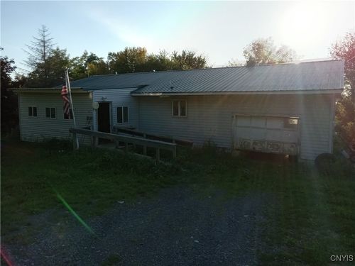 11589 Ferris Rd, Cato, NY, 13033-3101 | Card Image