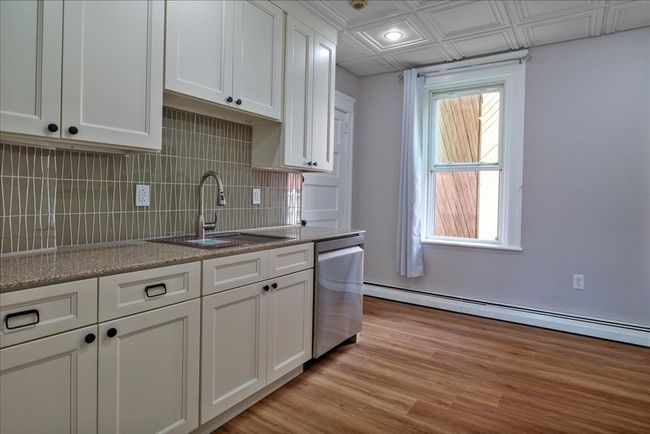 APT-6 - 6 Chatham Pl, Condo with 2 bedrooms, 1 bathrooms and 1 parking in Worcester MA | Image 8
