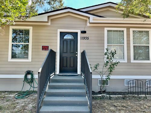 11935 Greenspark Ln, Houston, TX, 77044-7167 | Card Image