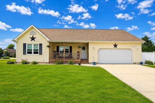 2946 S Collins Dr, La Porte, IN, 46350-6819 | Card Image