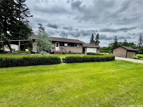 257 Kalmakoff Ave, Canora, SK, S0A0T0 | Card Image
