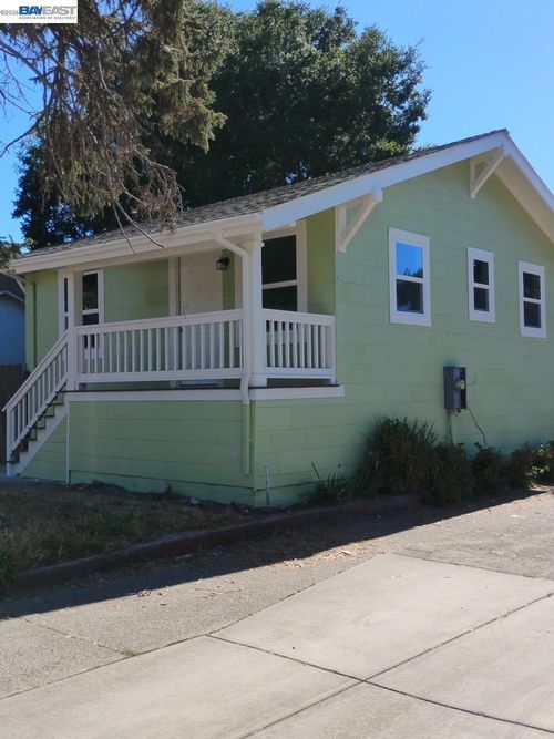 813 Butte St, Vallejo, CA, 94590-4319 | Card Image