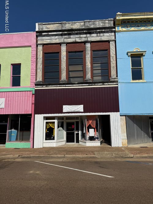 230 S Main St, Yazoo City, MS, 39194-4010 | Card Image