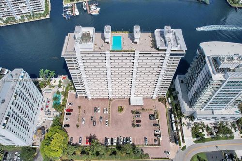 apt-16a-936 Intracoastal Dr, Fort Lauderdale, FL, 33304-3600 | Card Image