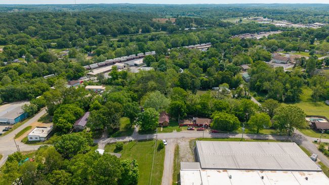 Home in town for sale thayer34 | Image 35
