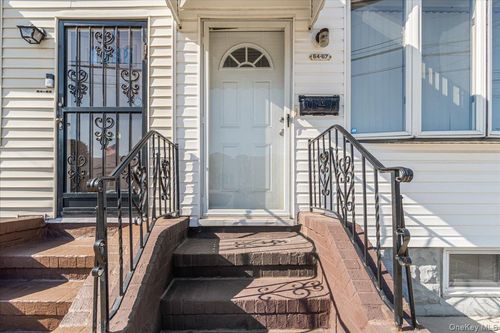 6467 58th Rd, Maspeth, NY, 11378-2805 | Card Image