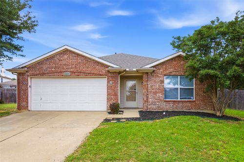 1401 Horseshoe Bend Ct, Fort Worth, TX, 76131-5361 | Card Image