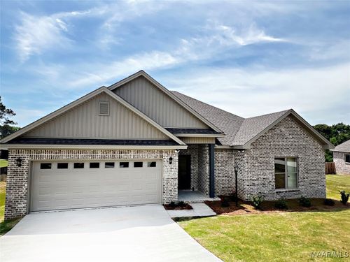 6 Village Knl, Wetumpka, AL, 36093-2979 | Card Image