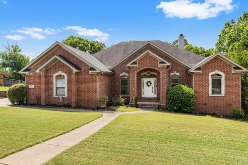 20 Gleneagle Dr, Cabot, AR, 72023-7820 | Card Image