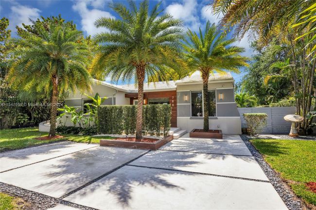 760 Ne 115th St, House other with 5 bedrooms, 3 bathrooms and null parking in Biscayne Park FL | Image 55