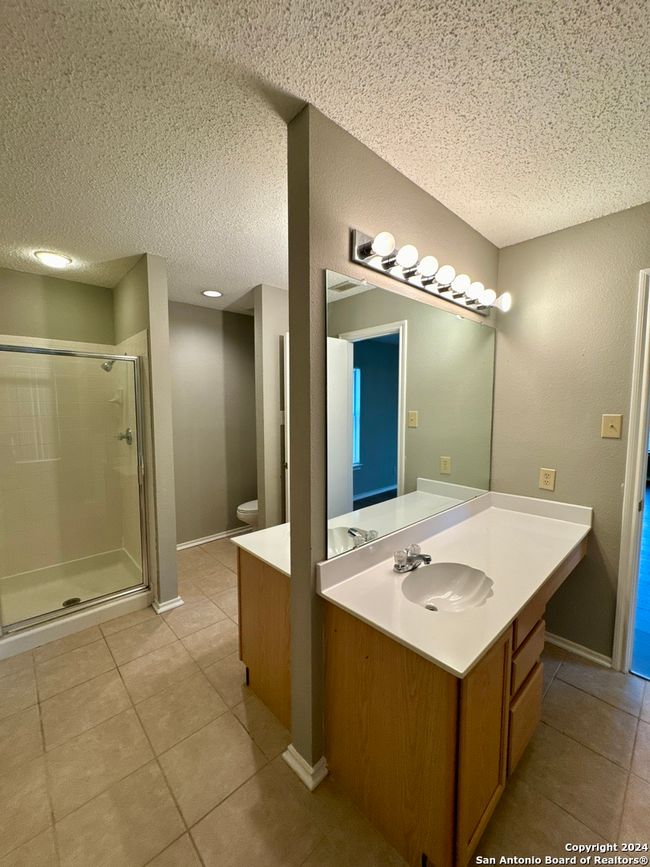 216 Newrock Crk, House other with 3 bedrooms, 3 bathrooms and null parking in Schertz TX | Image 25