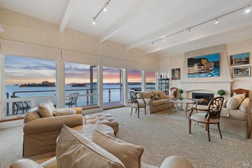 187 Oak Dr, San Rafael, CA, 94901-2547 | Card Image