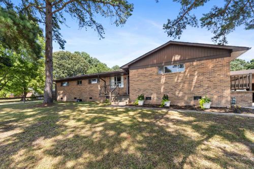 1821 E Lakeview Drive, Benton, AR, 72015 | Card Image