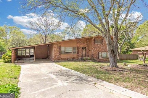 1324 N Hicks Cir Nw, Conyers, GA, 30012-4211 | Card Image