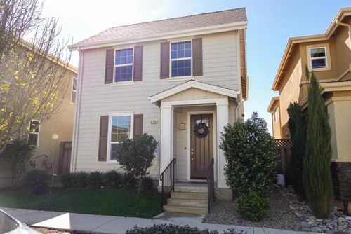 639 Heirloom Pl, King City, CA, 93930-3774 | Card Image