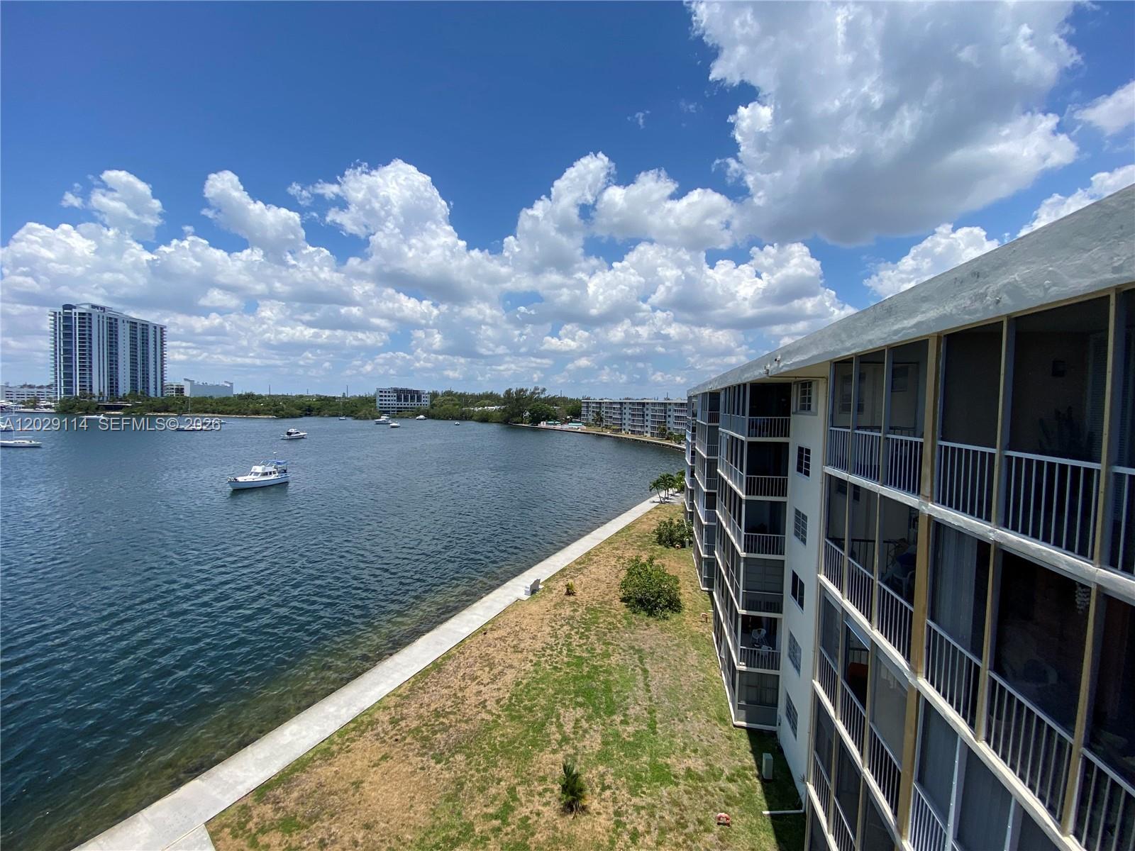 Residential Lease in Aventura 5