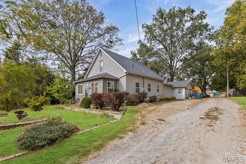 204 E Kavanaugh St, Pocahontas, IL, 62275-1022 | Card Image