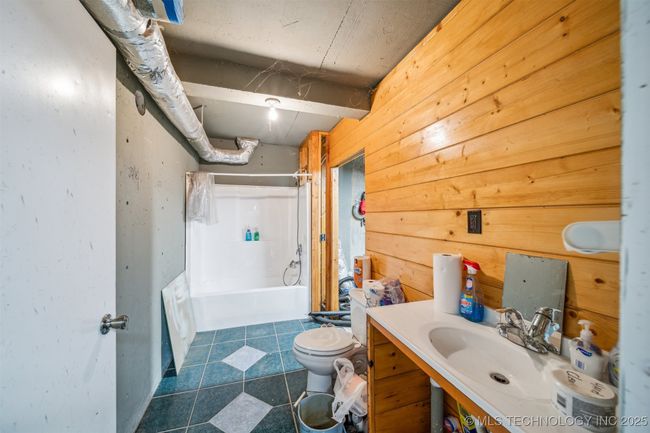 21745 E 660 Rd, House other with 4 bedrooms, 4 bathrooms and null parking in Tahlequah OK | Image 43
