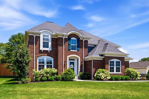 720 Meadow Ridge Way, Marysville, OH, 43040-8118 | Card Image