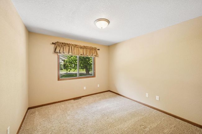 1427 4 Th St W, Townhouse with 3 bedrooms, 2 bathrooms and null parking in Hastings MN | Image 13