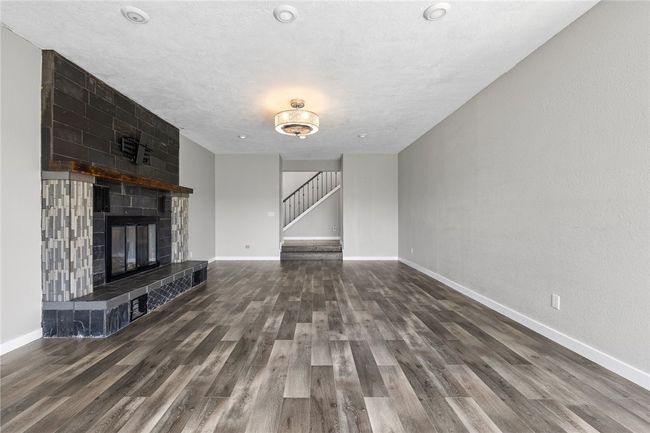 Living Room | Image 6