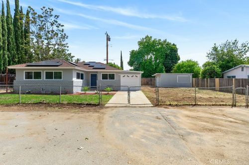 423 W Avenue L, Calimesa, CA, 92320-1103 | Card Image
