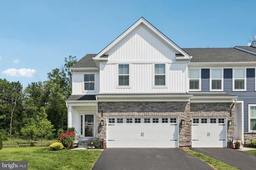 213 Wynstone Ct, COLMAR, PA, 18915-3107 | Card Image