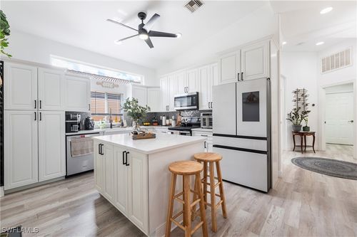 15298 Cortona Way, NAPLES, FL, 34120-0672 | Card Image