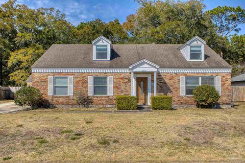 5415 Hibiscus Rd, Pensacola, FL, 32504-4731 | Card Image