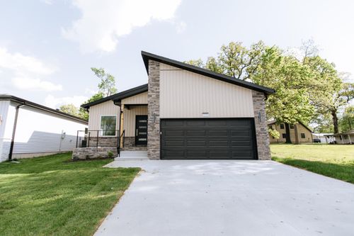 1232 E Paragon, Springfield, MO, 65803-6037 | Card Image