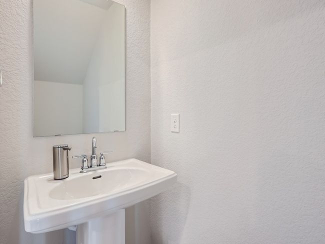 Half Bath | Image 4