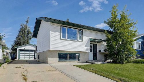 9724 119 Ave, Grande Prairie, AB, T8V3P9 | Card Image