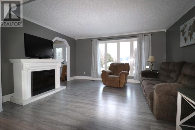 9 Oak Cres, House other with 3 bedrooms, 1 bathrooms and null parking in Cormack NL | Image 14