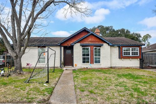 10410 Huntington Dale Dr, Houston, TX, 77099-3708 | Card Image