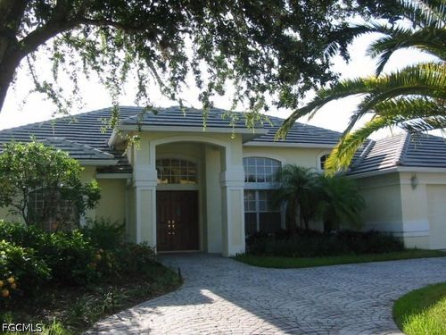 11761 Pinewood Lakes Dr, Fort Myers, FL, 33913-7931 | Card Image