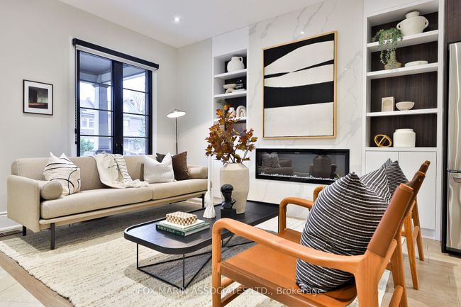 954 Logan Ave, House attached with 4 bedrooms, 4 bathrooms and 2 parking in Toronto ON | Image 4