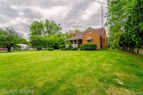11660 Telegraph Rd, Carleton, MI, 48117-9044 | Card Image