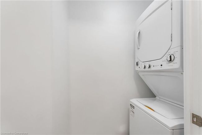 807 - 550 N Service Rd, House attached with 2 bedrooms, 2 bathrooms and 1 parking in Grimsby ON | Image 25