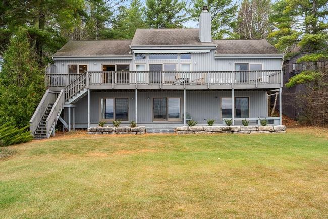 565 Beach Rd, House other with 4 bedrooms, 4 bathrooms and null parking in Harbor Springs MI | Image 4