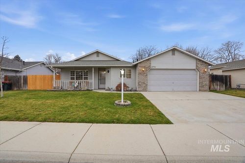 3775 E Eisenhower Dr, Meridian, ID, 83642-6038 | Card Image