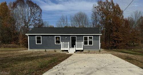 9140 Maple Grove Rd, Windham, OH, 44288-1102 | Card Image