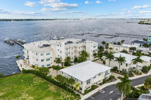 1a-53 Se Seminole St, Stuart, FL, 34994-2169 | Card Image