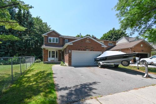 1027 Benton Cres, Pickering, ON, L1X1M8 | Card Image