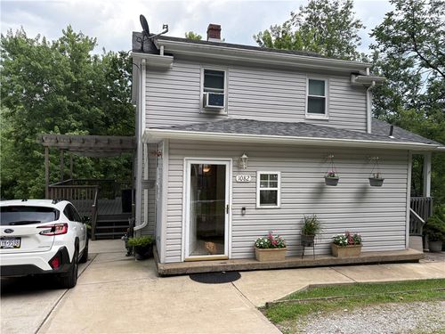 1082 Milltown Rd, Verona, PA, 15147-3715 | Card Image