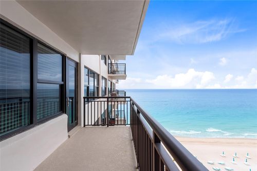 1108-3800 Galt Ocean Dr, Fort Lauderdale, FL, 33308-7657 | Card Image