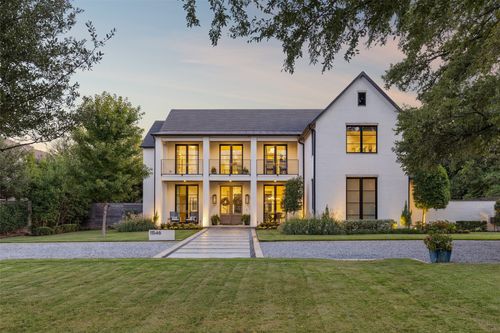 11546 W Ricks Cir, Dallas, TX, 75230-3037 | Card Image