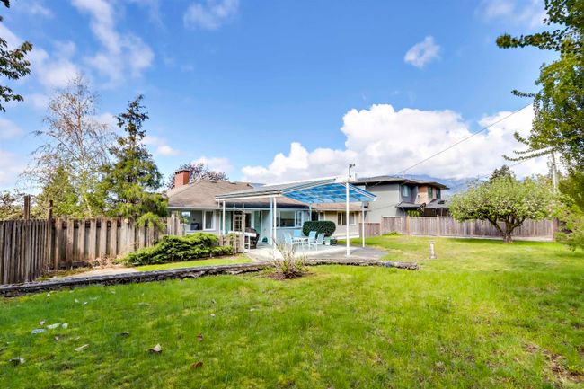 4406 Canterbury Crescent, House other with 4 bedrooms, 2 bathrooms and 4 parking in North Vancouver BC | Image 31