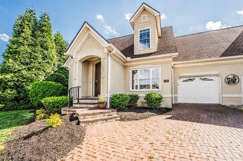 b-841 Denzil Ave, Bowling Green, KY, 42104-4026 | Card Image