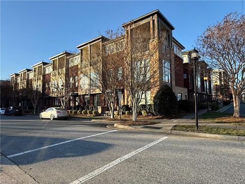 421-810 W 4th St, Winston Salem, NC, 27101-2583 | Card Image